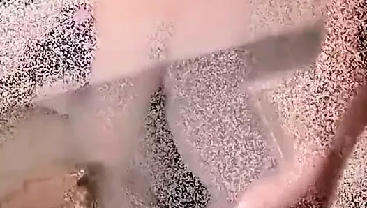 Olgun tombul amatör matkaplar sıkı siyah ganimet derin