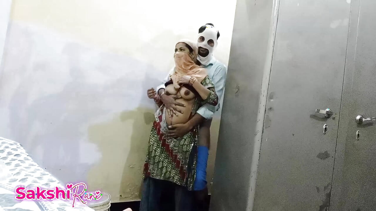 Diwali par Kaam karne aayi lady Worker ki sath ke Majdur ne Kar diya chudai mast choda, hindi dirty talk sex
