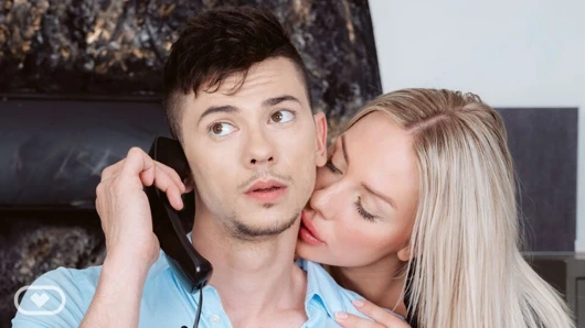 İcra müdürüyle anal seks - sanal gerçek porno