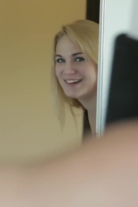 Courtney Shae - çok büyük
