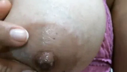 Kolombiyalı büyük lanet meme uçları