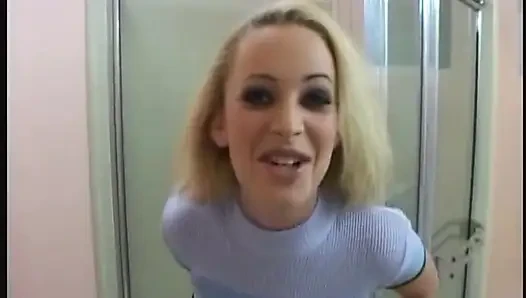 Deneyimli hatun her yerde parmaklıyor ve fışkırtıyor
