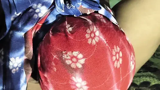 Bugün amcık kılları kesildi ve sikildi.