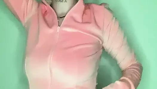 Bugün kendime dokunarak heyecanlanıyorum, bundan sonra ne seçeceksiniz? 😏