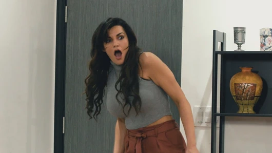 Lezbiyen milfs sahip olan eğlence ile üvey kız