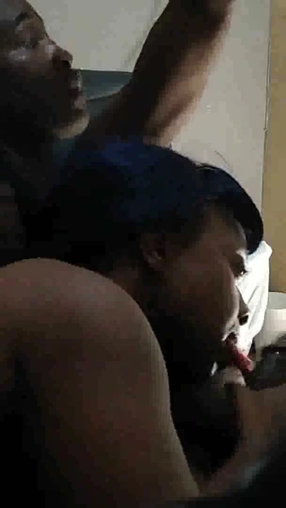 Teksaslı kadın - ev yapımı amatör dikiz deliği zenci orta yaşlı seksi kadın özel odada sikişiyor bölüm 1 | Klip 3