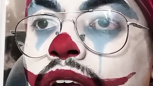 Kızıl saçlı pawg anal sarsarak orgazm oluyor