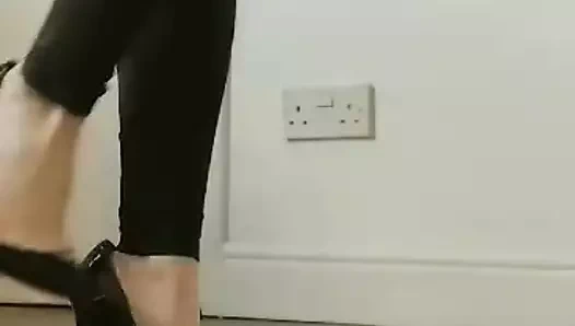 Louboutin topuklu ayakkabılar ezme kutusu