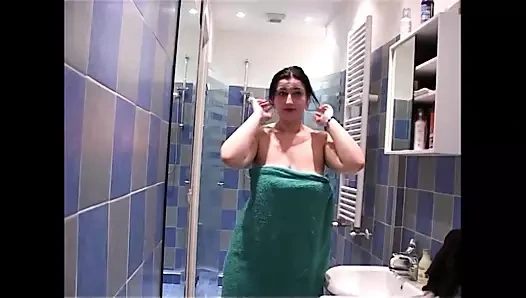 Azgın şişman kız gerçek bir adamın tadını seviyor #2