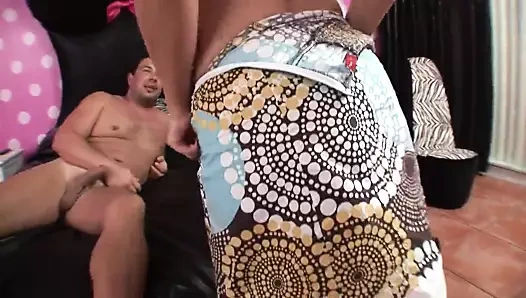 Hot bitch seduces dude to bang her in the bedroom