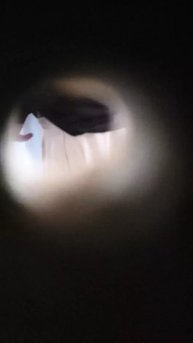 Pisuan mastürbasyon yapan 2