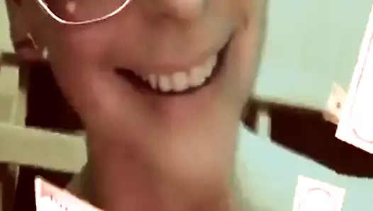 Jennifer aşk hewitt sauna selfie