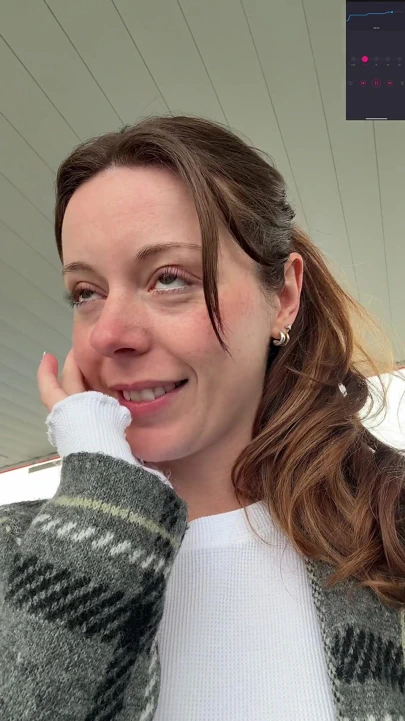 Ben benzinimi pompalarken çok yüksek sesle boşalmamaya çalışıyorum