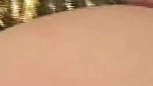 Genişleyen göt deliği yoğun esnetmeden sonra kalın döl taşıyor