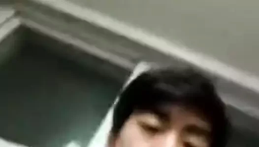 Sevimli uygun kore erkekler web kamerası