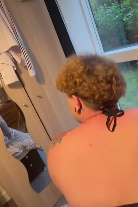 Amatuer Bakış açısıyla Femboy Ile Sikişiyor