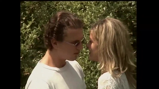 Sonunda kimsenin bizi görmediği bir sevişme