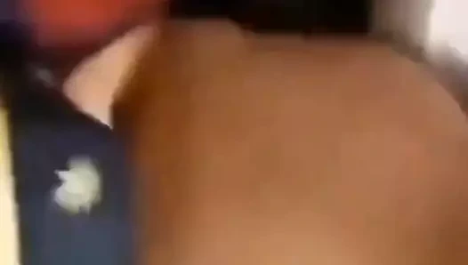 Thy hostesi kaptana veriyor