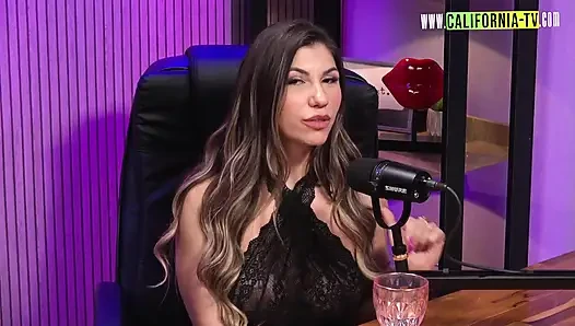 Latin ateşli Alexia Dhein ile podcast