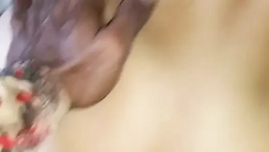 Pinay tüm deliklerini kullanıyor