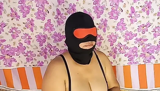 Gerçek desi maskeli evli kadın kocasını bir profesyonel gibi gırtlağına kadar alıyor