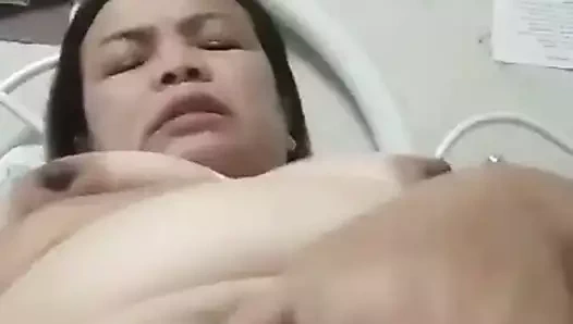 Olgun pinay adım anne