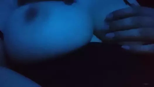 Sinemada Sevgilisnini memelerini Oksuyor Turkish Milf Turk Sex