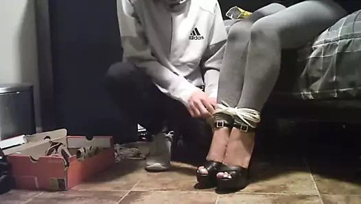 Yoga pantolon esareti