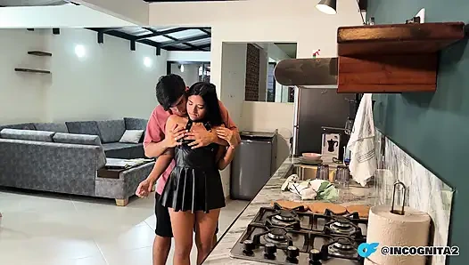 TOMBUL KıZ BÜYÜK BIR YARAK ALıYOR