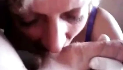 deldi MİLF oral seks