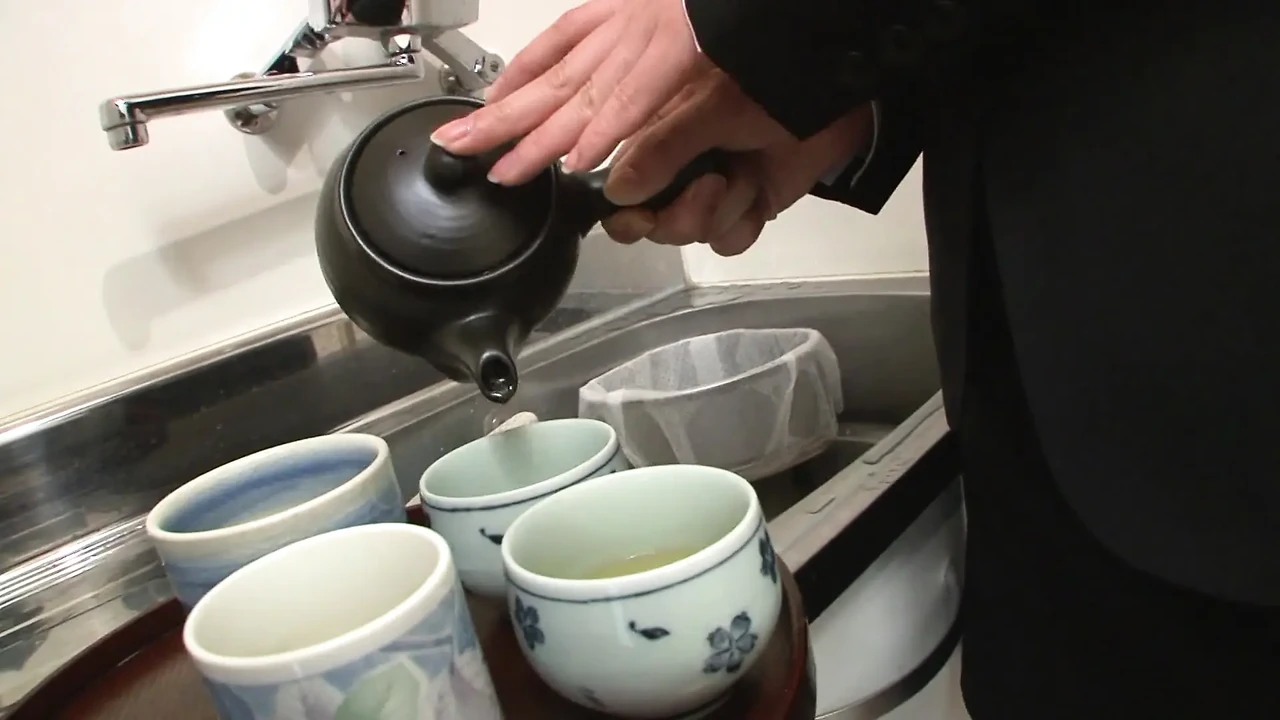 Watch Hairy Girl Moans As She Gets Fucked In The Ass By A Chunky Cock (Latest) - Singapore Special