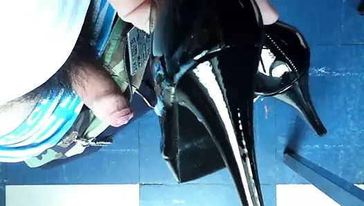 Döl pompalıyor julio 2