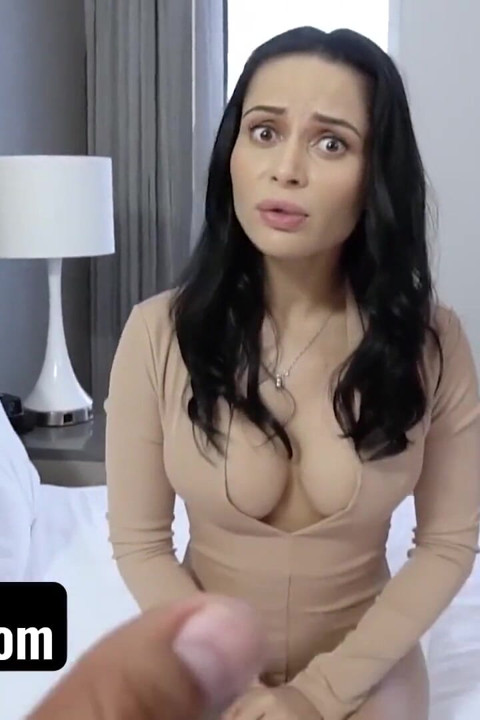 Pervmom - büyük memeli orta yaşlı seksi kadın Crystal Rush yaramaz üvey oğlunu tutkulu bir sikiş için ona katılmaya davet ediyor
