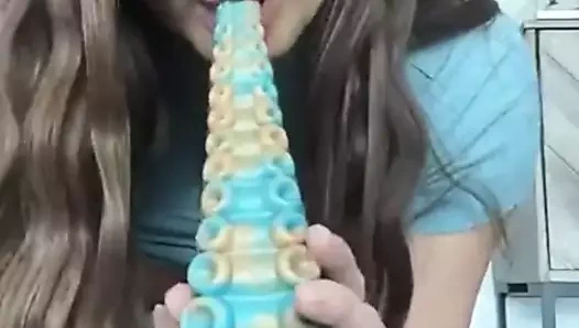 lanet olası tatlı kız