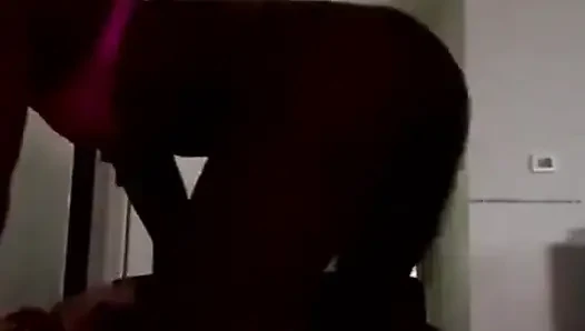 Arka arkaya sikildim ve hoşuma gitti!
