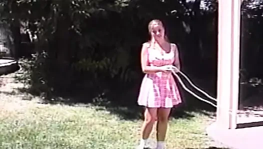 İki sevimli üniversiteli lezbiyen birbirlerini parmaklıyor