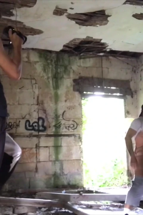 John Strap tarafından korunmasız kullanılan Jess ile açık havada seyir