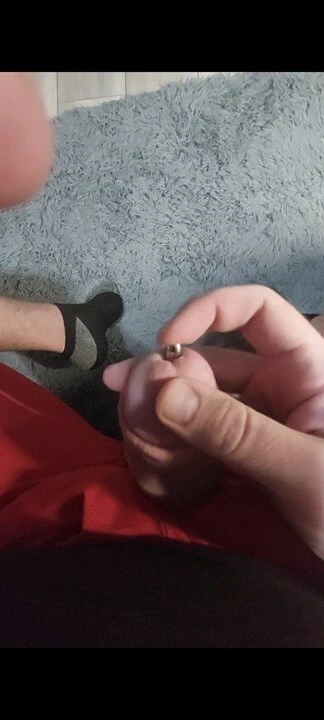 cumming ile kalın sondaj çubuk içinde horoz