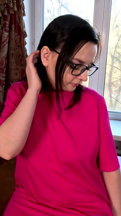 InZoi cosplay - virtual girlfriend