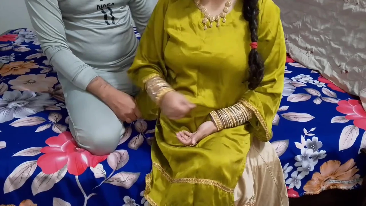 Home Alone Step Sister and Step Brother – Desi sex