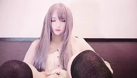 İç çamaşırının kasıklarına ve karınlarına sürtünen bir videoyu kılık değiştirme