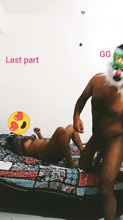 Big ass bhabi lets debor fucks her holes -girlgroup