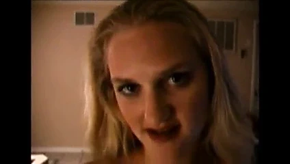 Sıcak sarışın istiyor için sikme