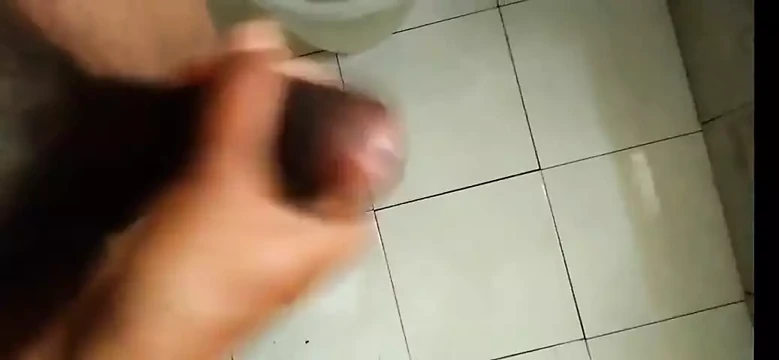 Büyük siyah yarak kaydı