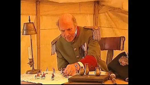 Büyük doğal memeli ateşli kız zar zor sikiliyor