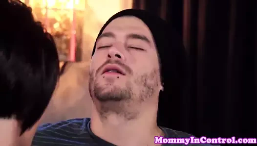 Cumloving puma femdom sikikleri genç züppe