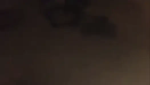 Sıska beyaz dreadhead orta yaşlı seksi kadın lotuss queeen büyük zenci yarağını geri alıyor - eski video 2018