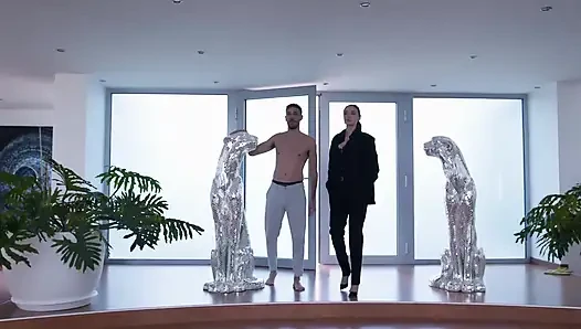 Catherine Knight'ın Cleagaultier ile grup seks dp'sinde bud'un en yeni üyesi olması için oyuncu seçmeleri