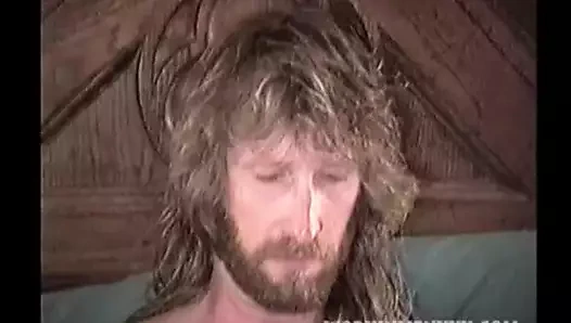 Amatör David dayak yiyor