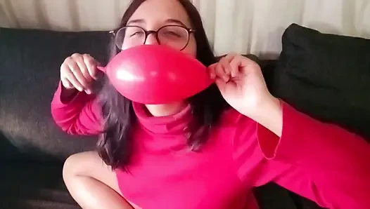 Tüm çıplak vücudumla balon sıkıyor - tavşan tezgahçı